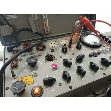 2 X 25T HEINTZ AND KAUFMAN TUBE. GAMMATRON. SILVER PLATES. MATCHED PAIR CK  ENA