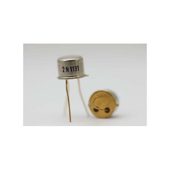 2N1131 GOLD TRANSISTOR NOS( New Old Stock ) 1PC. C268U5F290414