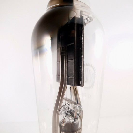 1 X G715 VALVO TUBE. BLACK PLATES. 1950s PROD. NOS/NIB. CZ  ENA