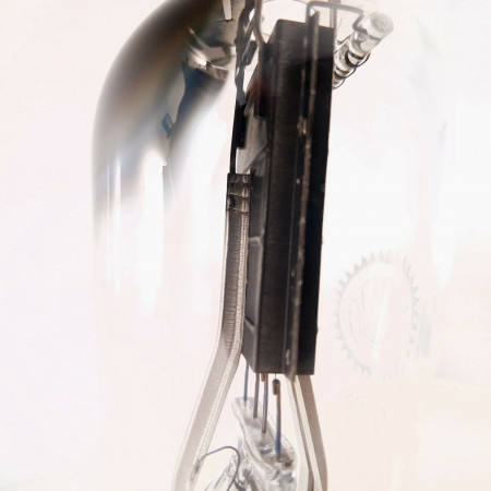 1 X G715 VALVO TUBE. BLACK PLATES. 1950s PROD. NOS/NIB. CZ  ENA