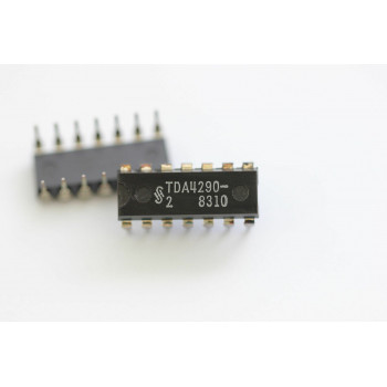 TDA4290 SIEMENS INTEGRATED CIRCUIT NOS ( New Old Stock ) 1PC. C522AU4F120814