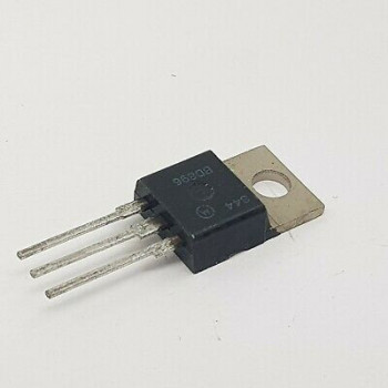 BD896 MOTOROLA TRANSISTOR NOS New Old Stock 1PC C242U5F071221