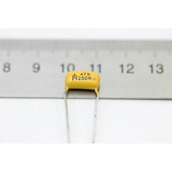 POLYESTER CAPACITOR 47k 250V NOS(New Old Stock) 1PC.CA65U29F231015