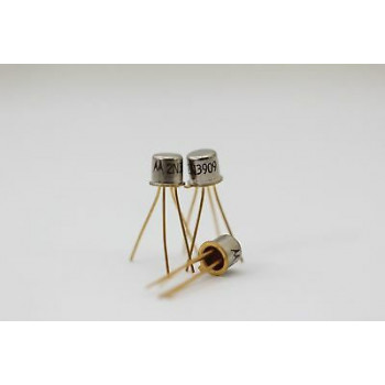 2N3909 MOTOROLA TRANSISTOR NOS( New Old Stock ) 1PC. C74U71F170516