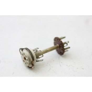 1 X 7 PINS TURRET CERAMIC SOCKET. CZOC17/2 2