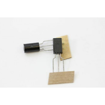 D756 TRANSISTOR NOS( New Old Stock )OND. 1PC. C524CU1F120219