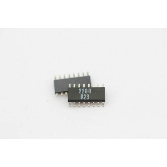 220D INTEGRATED CIRCUIT NOS( New Old Stock )1PC C215U25F200314