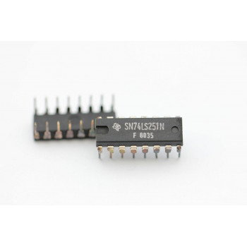 SN74LS251N TEXAS INST. INTEGRATED CIRCUIT NOS(New Old Stock)1PC C142U475F180214