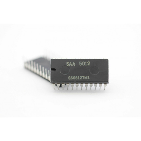 SAA5012 INTEGRATED CIRCUIT NOS (New Old Stock) 1PC. C551AU2F270215