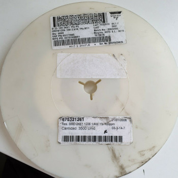 10 x 2.61K 1/4W 1% 100PPM SMD VISHAY RESISTOR. (R205) CA392U2000F080721