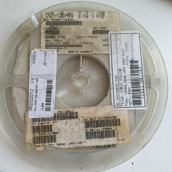 10 x 12R 1/8W 5% SMD KYOCERA RESISTOR. (R208) CA392U4200F090721