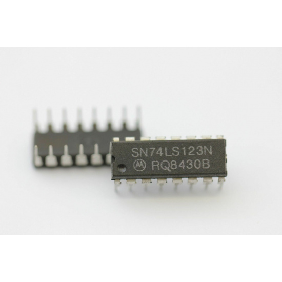 SN74LS123N MOTOROLA INTEGRATED CIRCUIT NOS(New Old Stock)1PC C178U134F050314