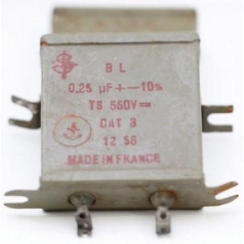 CAPACITOR BL 0,25uF 550V 10% NOS (NEW OLD STOCK) 1PC. CA318U5F120617