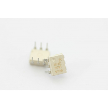 MC3031 MOTOROLA INTEGRATED CIRCUIT NOS(New Old Stock) 1PC C386U5F040614