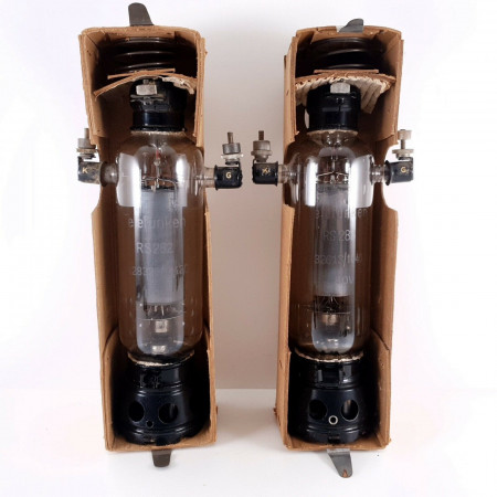 2 X RS282 TELEFUNKEN TUBE. 1940s PRODUCTION. AC  ENA