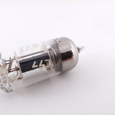 1 X CV133/L77 / EC90 MULLARD TUBE. 1960s BRITISH ARMY PROD. COPPER RODS. AF  ENA