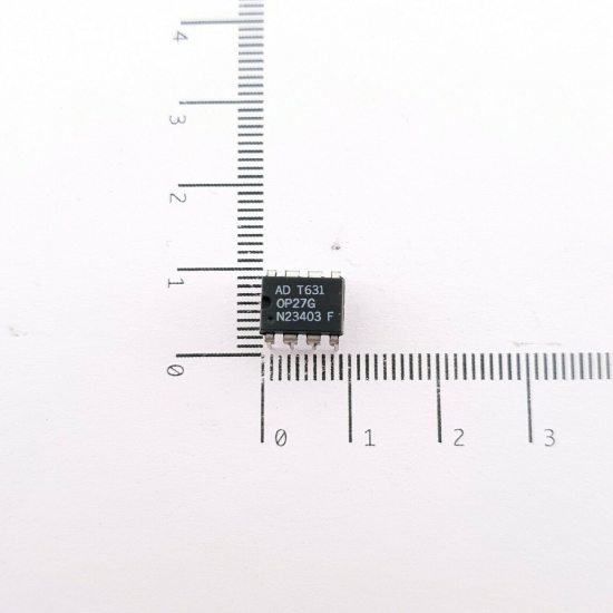 1 x OP27G FAIRCHILD INTEGRATED CIRCUIT. CA396U75F100821