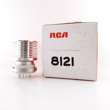 1 x 8121 RCA TUBE. NOS/NIB. CB313