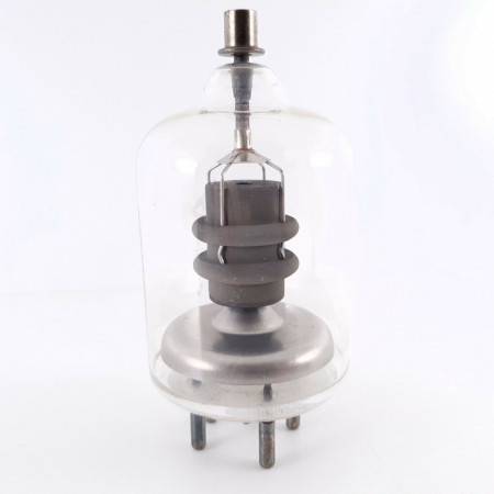 1 X RS685 TELEFUNKEN TUBE. NOS. AD  ENA