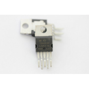 TDA2030 ST INTEGRATED CIRCUIT NOS( New Old Stock )1PC C216U3F011221
