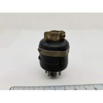 OCTAL MALE SOCKET FOR CONNECTION. ZOCALO OCTAL MACHO PARA CONEXIONES CA30/4 2