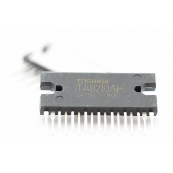 TA8210AH TOSHIBA INTEGRATED CIRCUIT NOS( New Old Stock ) 1PC.C548AU2F120219