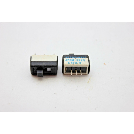 3-PIN APEM8525 K1010Q ARROW-HART ELECTRONIC SWITCH NOS 1PC. CA330U8F270717