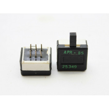 6-PIN APR-B5 25349 ELECTRONIC SWITCH NOS 1PC. CA330U8F260717