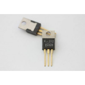 BD809 GOLD MOTOROLA TRANSISTOR NOS( New Old Stock ) 1PC. C466U2F120319