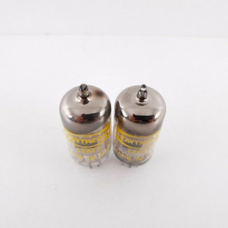 2 X 12AT7 TUBE. RAYTHEON BRAND. 3 MICAS. BLACK PLATES. TILTED GETTER.  CL  ENA