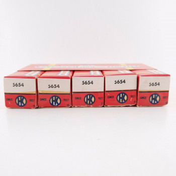 5 X 5654 / 6AK5W TUBE. HEINTZ AND KAUFMAN BRAND. BLACK PLATES. CL  ENA