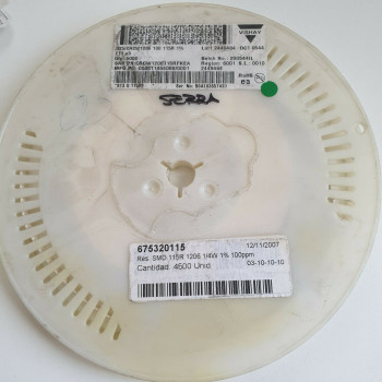 10 x 115R 1/4W 1% 100PPM SMD VISHAY RESISTOR. (R228) CA393U2000F130721