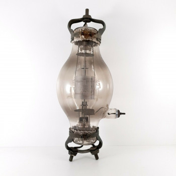 1 x TA4/250 PHILIPS FOR COLLECTOR´S TUBE. BROKEN FILAMENT, NOT WORKING. CB361