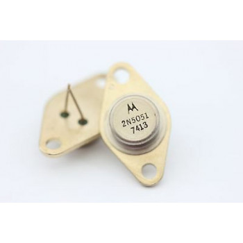 205051 MOTOROLA TRANSISTOR NOS( New Old Stock ) 1PC. C221U5F250314