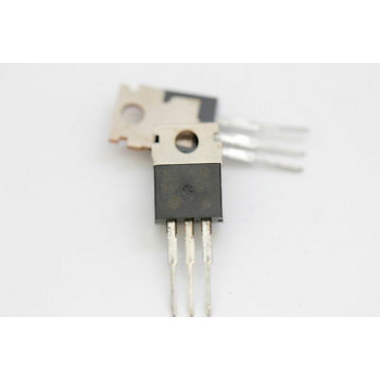 D1138 TRANSISTOR NOS ( New Old Stock ) 1PC. C527AU2F061014