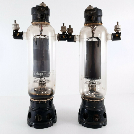 2 X RS282 TELEFUNKEN TUBE. 1940s...