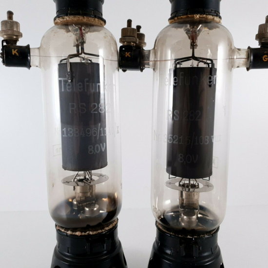 2 X RS282 TELEFUNKEN TUBE. 1940s...