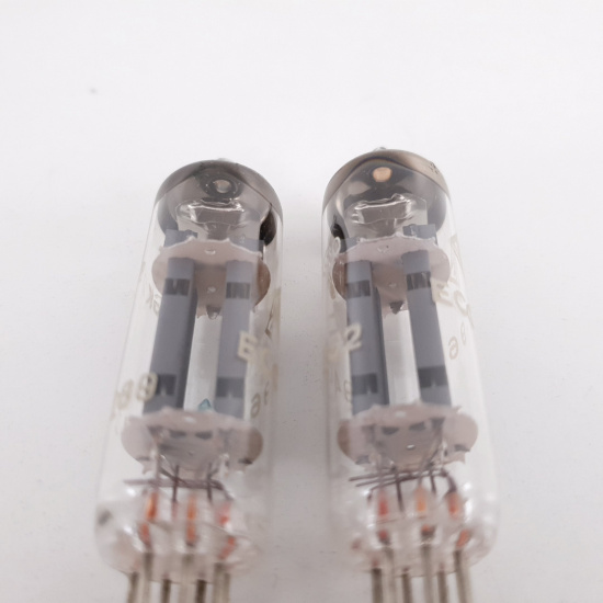 2 X ECC960 WF TUBE. NOS MATCHED PAIR....