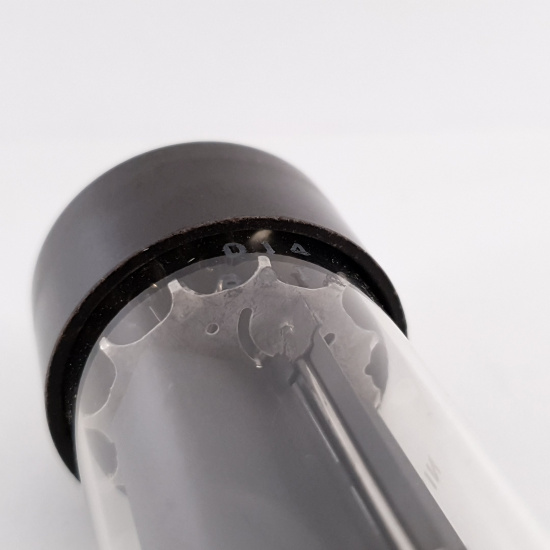 1 X E236L MULLARD TUBE. NOS. B-CODES....