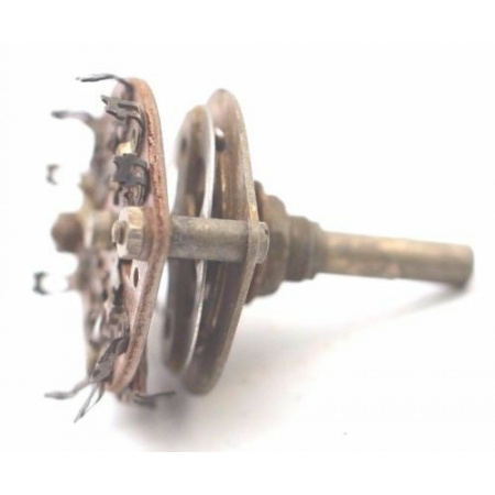 ROTARY CONMUTATOR 1 COOKIES 6 CIRCUITS 2 POSITIONS NOS 1PC. CA327U2F050717