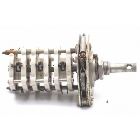 ROTARY CONMUTATOR 6 COOKIES 12 CIRCUITS 2 POSITIONS NOS 1PC. CA327U4F050717