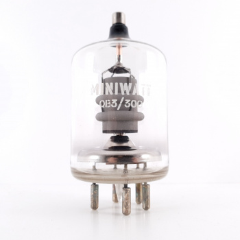 1 X QB3/300 PHILIPS TUBE....