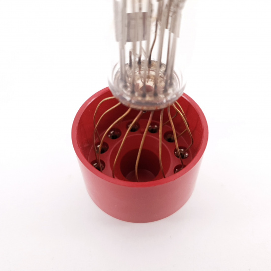 1 X 4886 RCA TUBE. NOS. 5. CH60