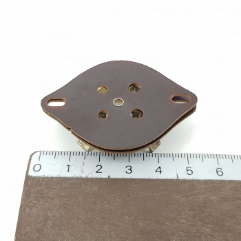 UX4  AMERICAN SOCKET 4...