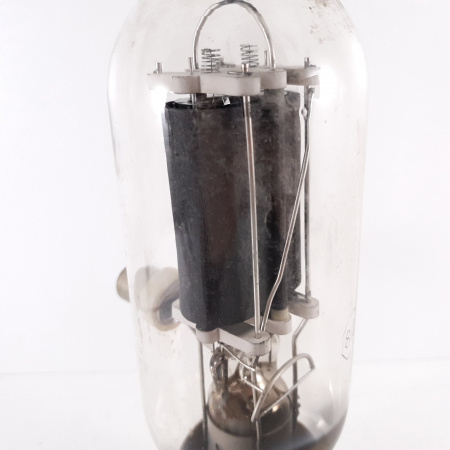 1 X JAN 810 KEN-RAD TUBE. BLACK PLATES. D-GETTER. 4. CH60