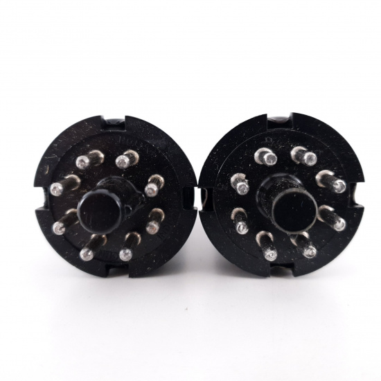 2 X 6SJ7 ULTRON TUBE. 103/103%. 16. CH70