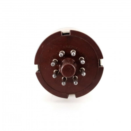 1 x 815 UNITED ELECTRON TUBE. NOS/NIB. CB316