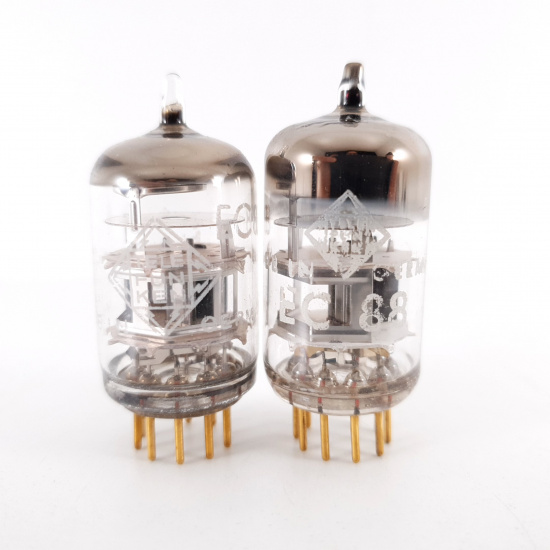 2 X EC88 TELEFUNKEN TUBE. GOLD PIN. 3 MICA. HIGH GAIN. 148/156%. 26. CH78