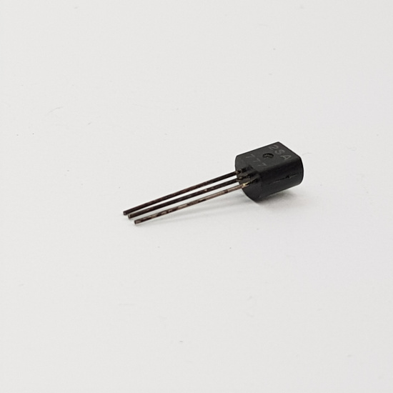 1 X 2SA777 TRANSISTOR NEW OLD STOCK. C7AU3F160223