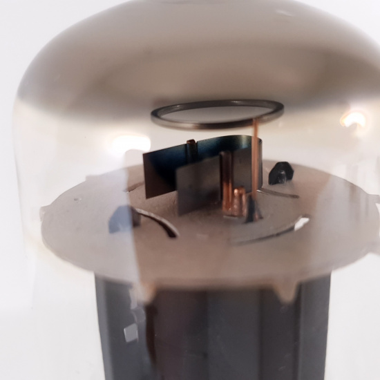 1 X 6L6GB SYLVANIA TUBE. 1950s PROD....